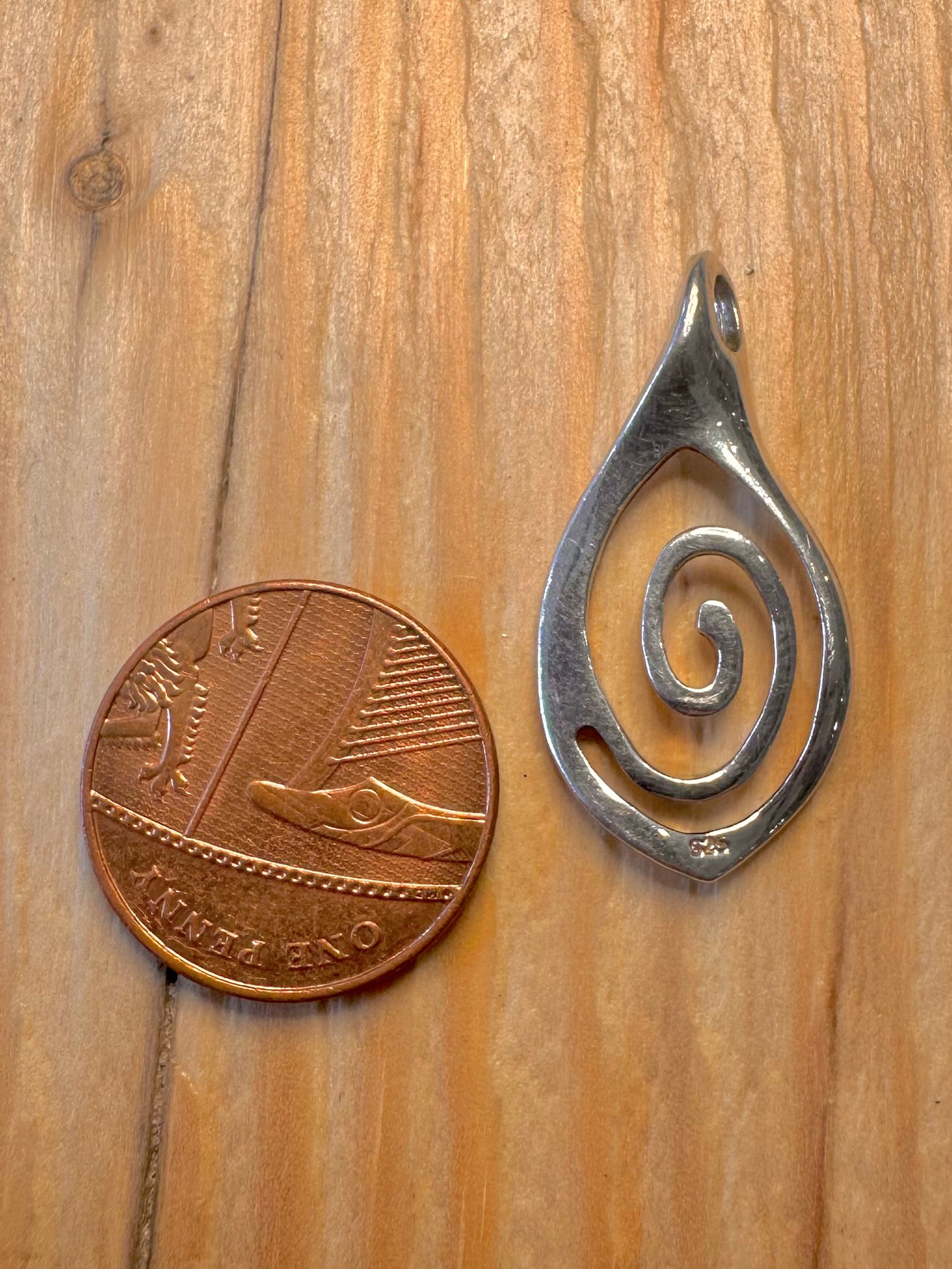 Modern Abstract Swirl 925 Silver Pendant