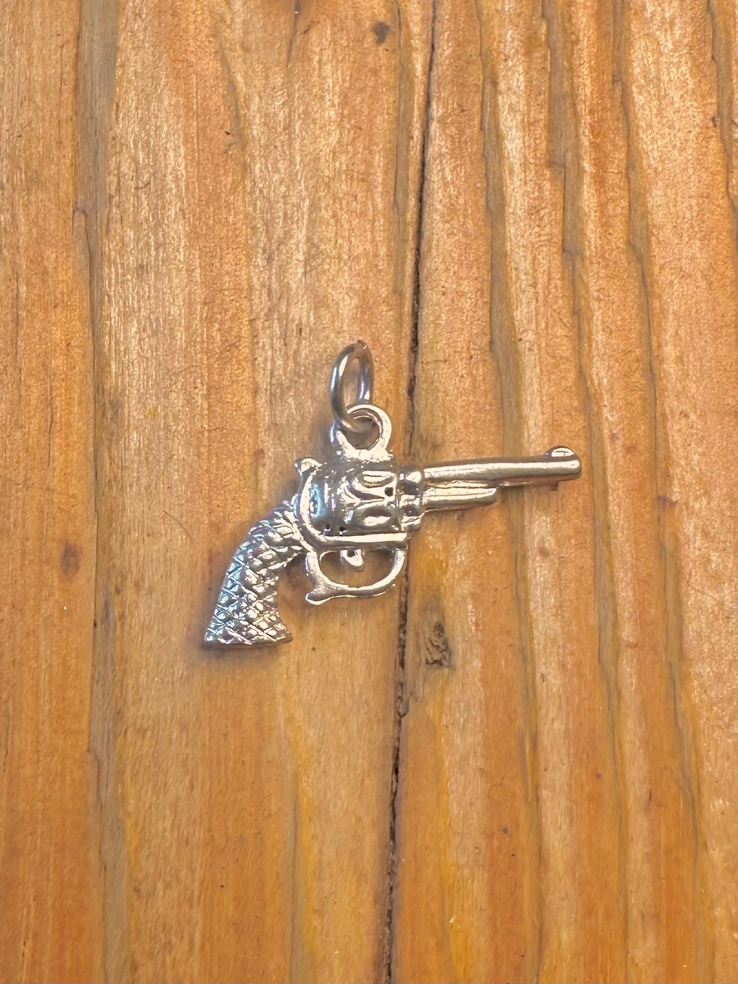 Revolver Classic Western Style 925 Sterling Silver Charm Pendant