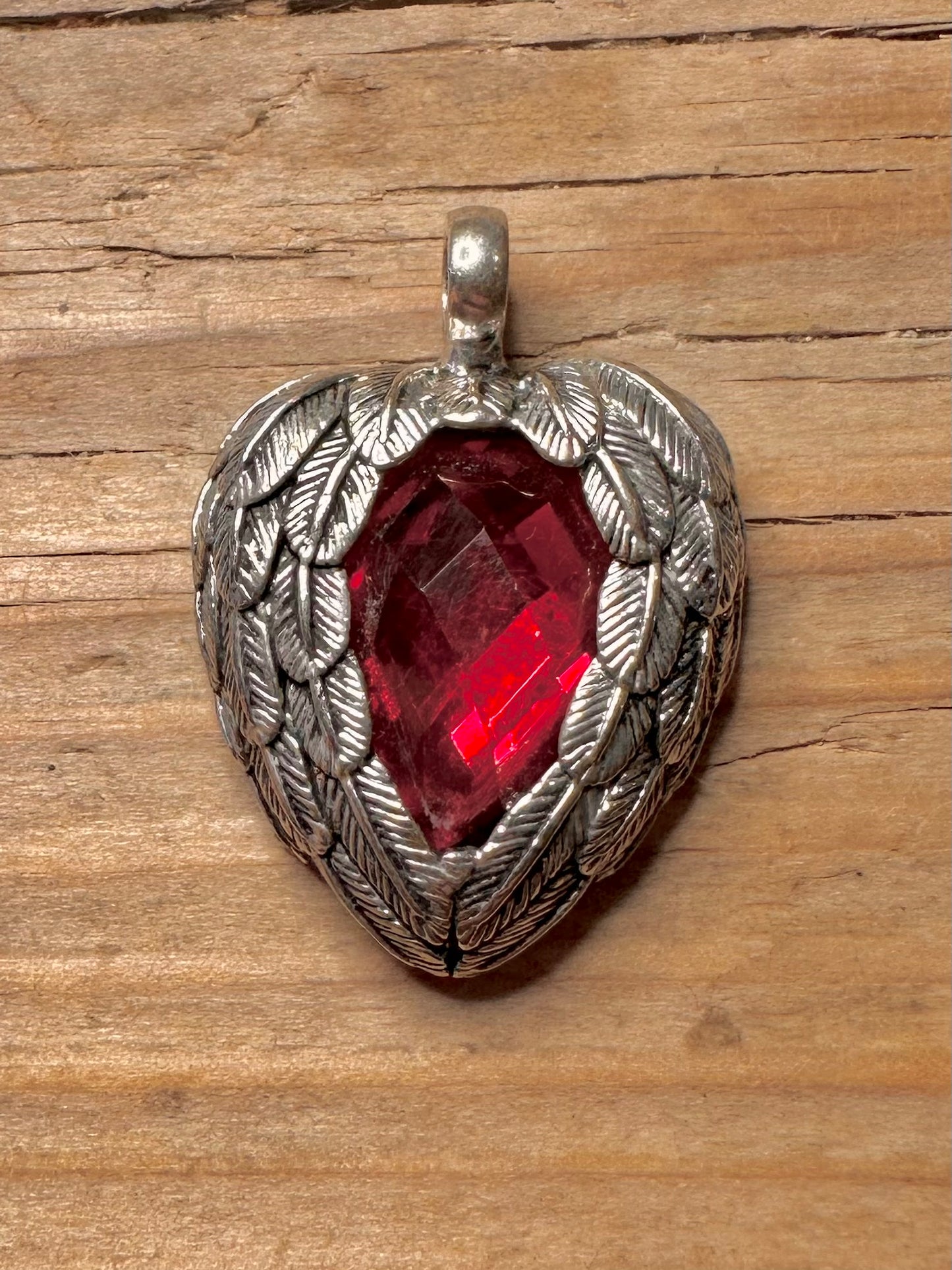 Vintage Thomas Sabo Style Feather Heart Red Stone 925 Sterling Silver Pendant