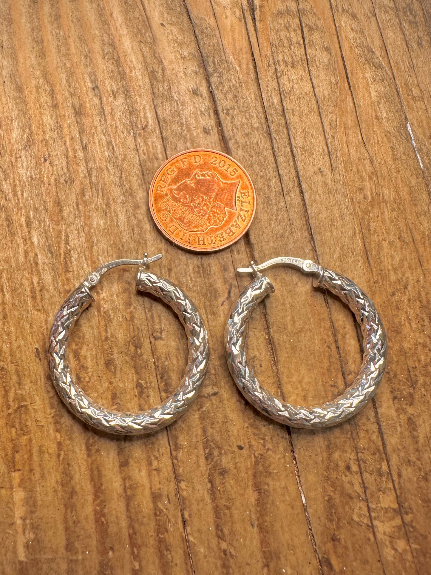 Diamond Cut Textured Hoop 925 Sterling Silver Earrings