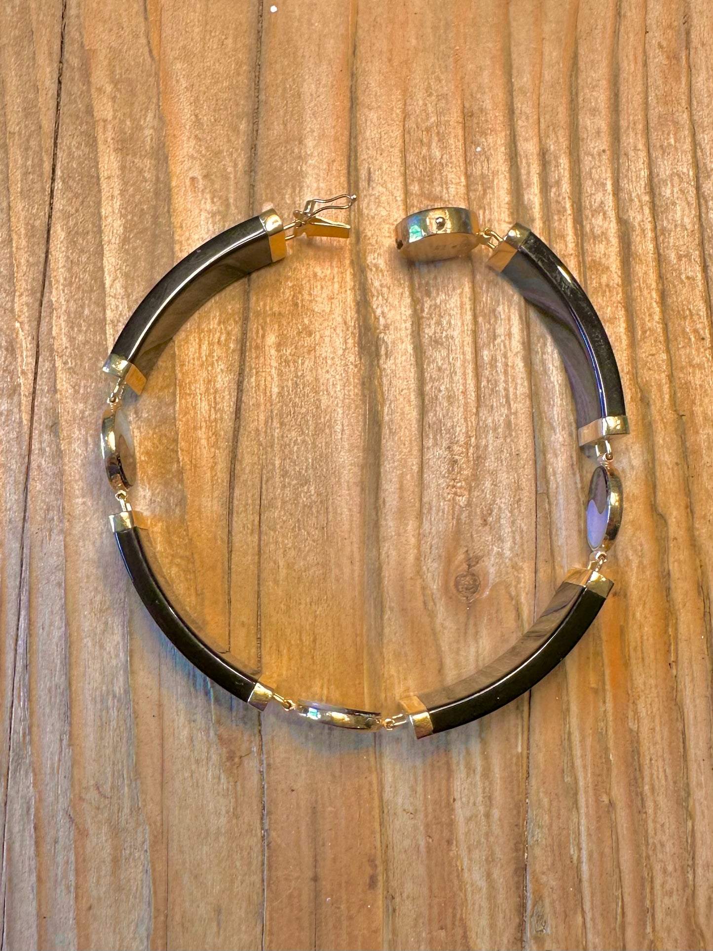 14K Gold 2003 Onyx and Mother of Pearl Ying and Yang 7.3 inch Bracelet