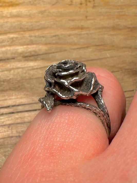 Vintage 1976 Rose 925 Sterling Silver Size J Ring