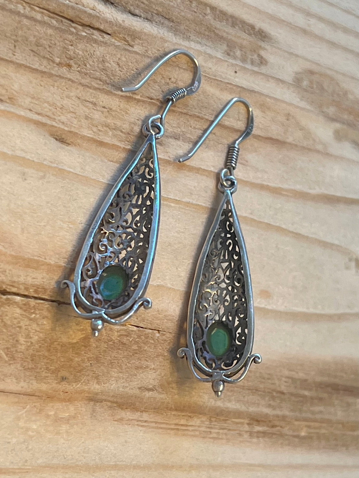 Ornate Filigree Green Stone Dangle 925 Sterling Silver Drop Earrings