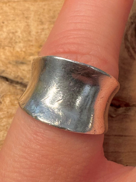 Abstract Concave 925 Silver Size J1/2 Ring