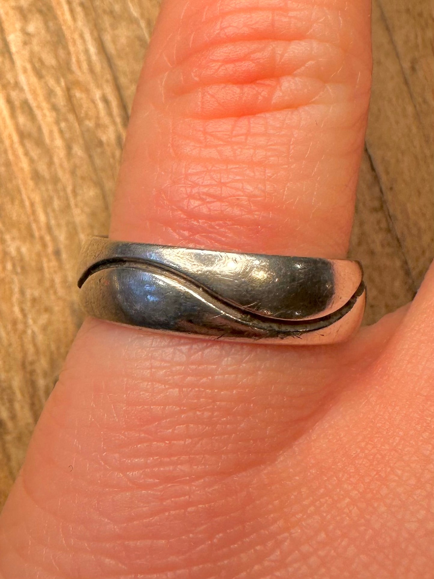 Vintage Wavy Line Band 925 Sterling Silver Size N Ring