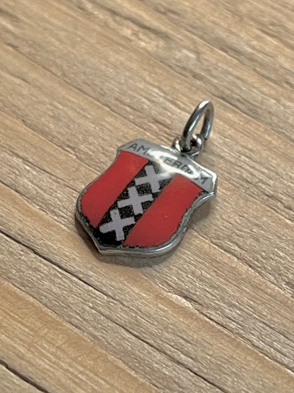 Small Enamel Amsterdam Maker SF 835 Silver Pendant