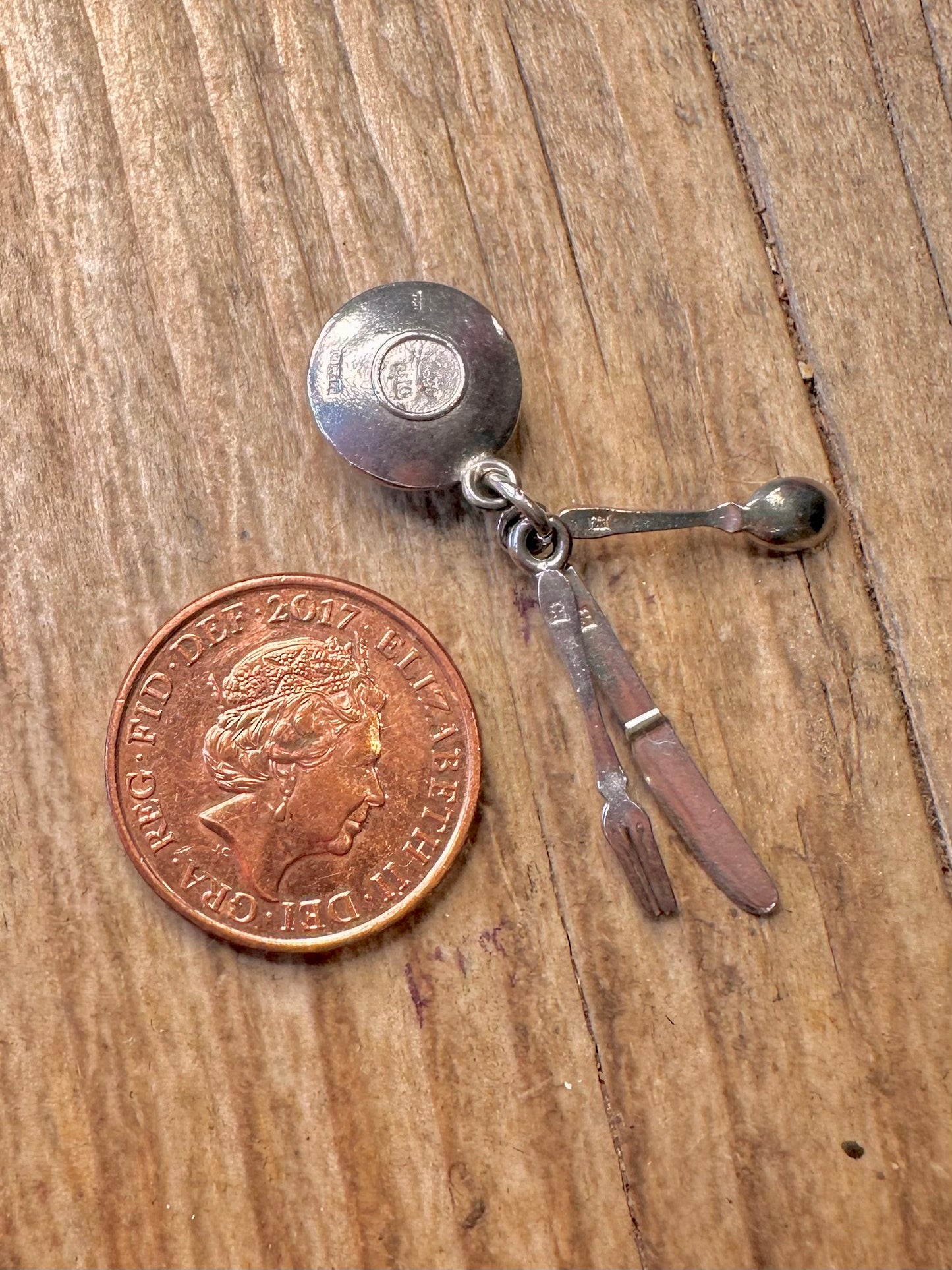 Nuvo 1993 Teacup and Cutlery 925 Sterling Silver Charm Pendant