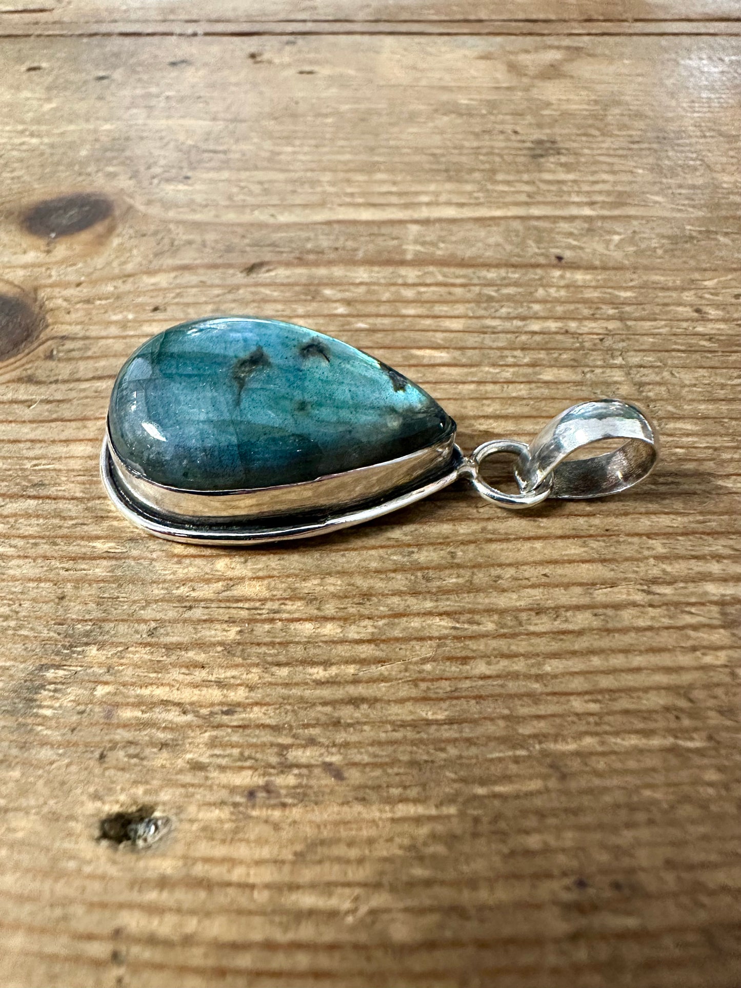 Vintage Labradorite Teardrop 925 Silver Pendant