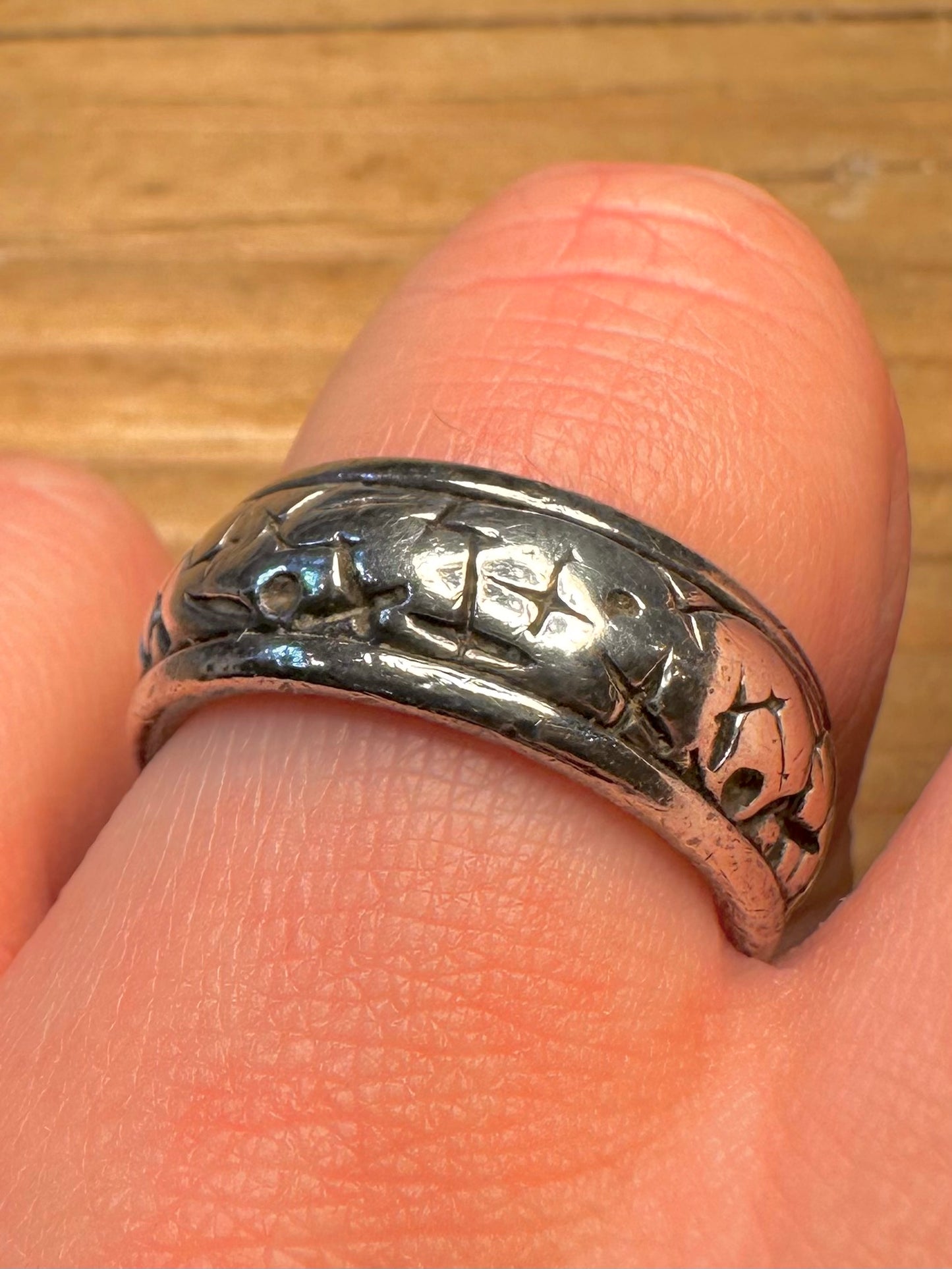 Vintage 1993 Dower and Hall X Shaped Band 925 Sterling Silver Size P Ring