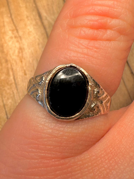 Vintage Black Onyx Engraved Signet 925 Sterling Silver Size N1/2 Ring