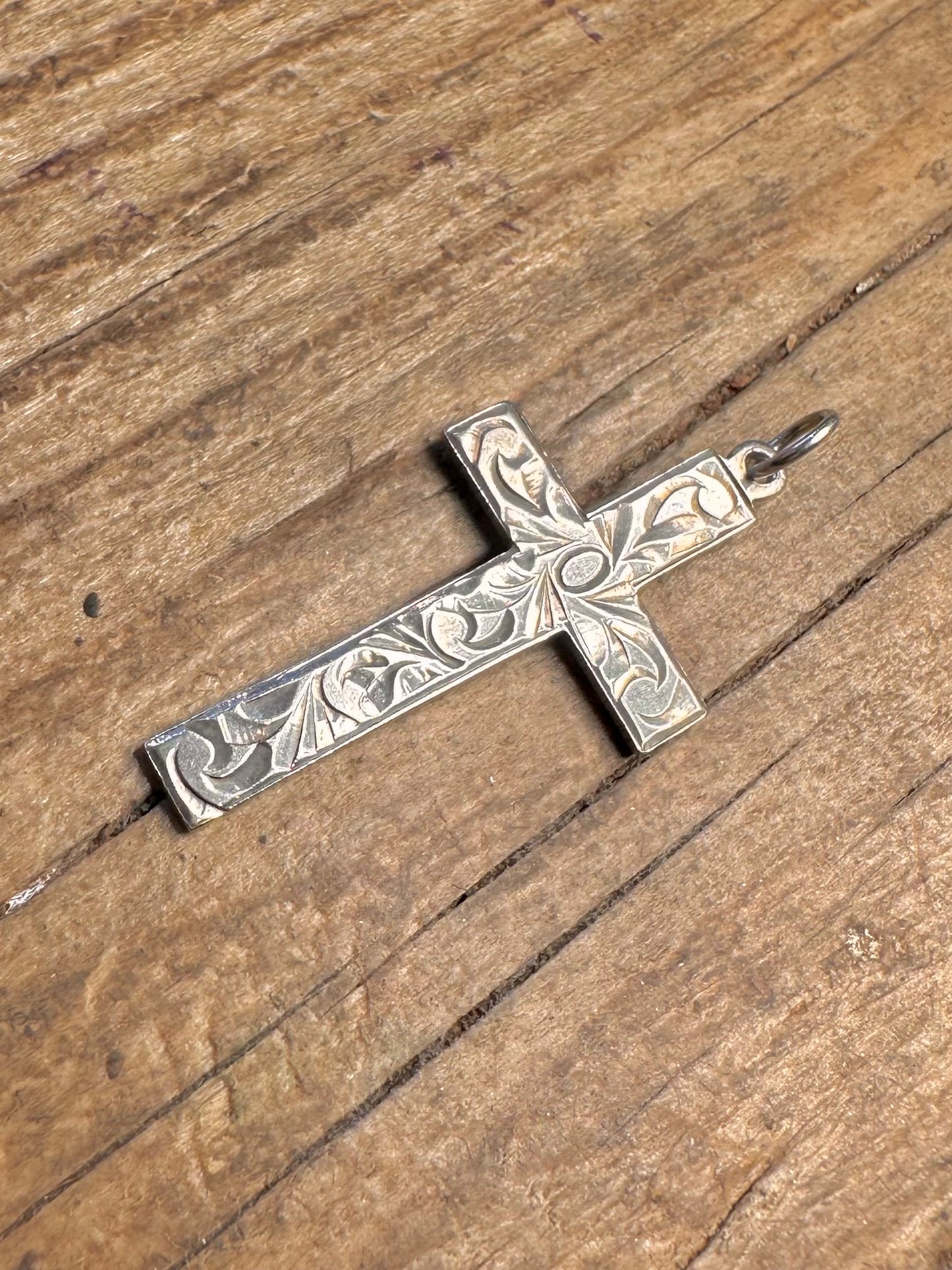 Cross 1977 Engraved 925 Sterling Silver Pendant