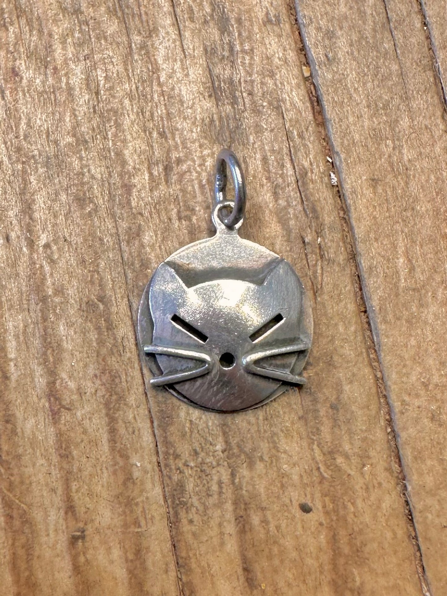 Katzenkopf-Kreis-Anhänger, Sterling Silber 925