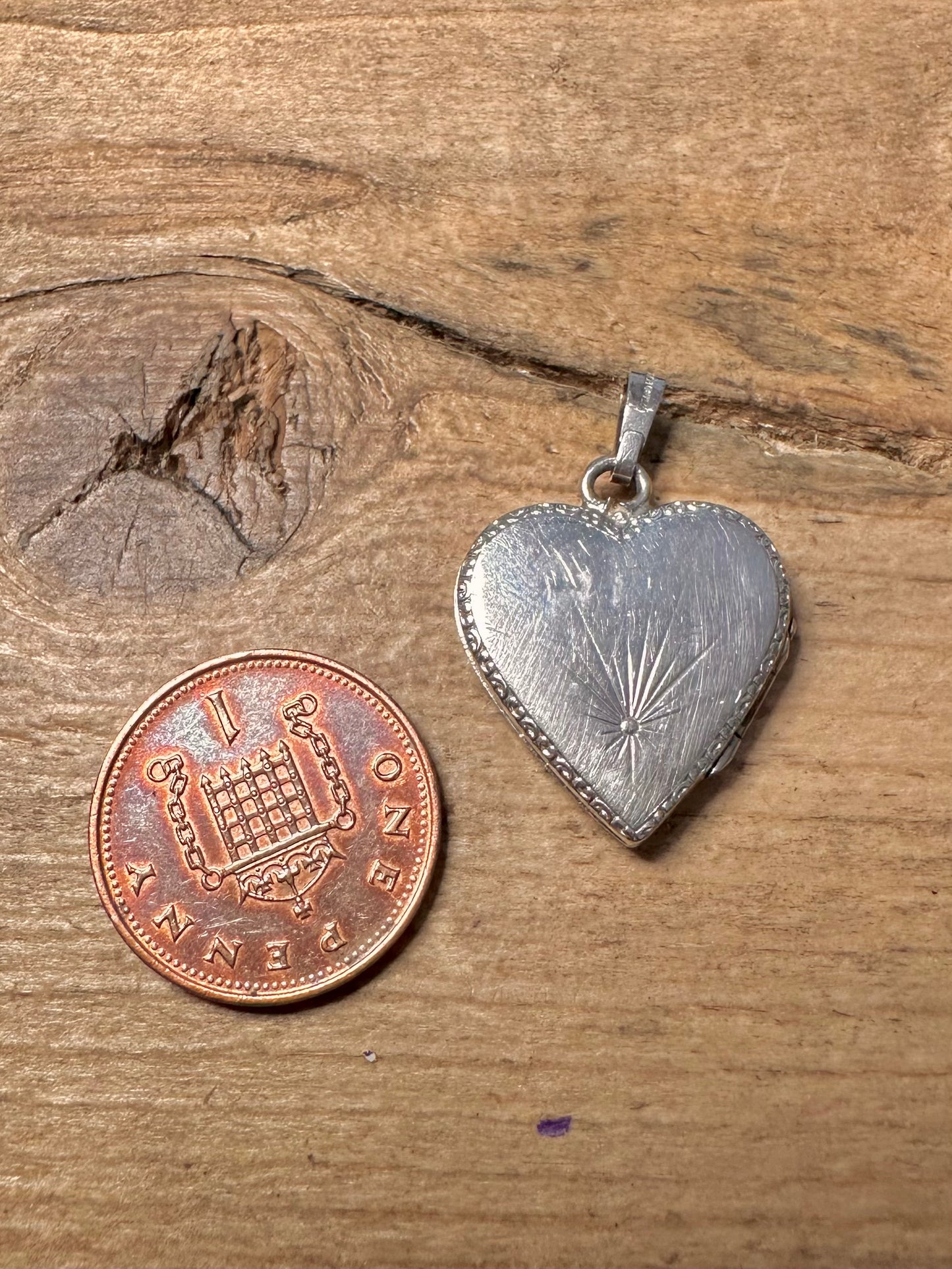 Vintage Heart Red Stone Locket 925 Silver Pendant