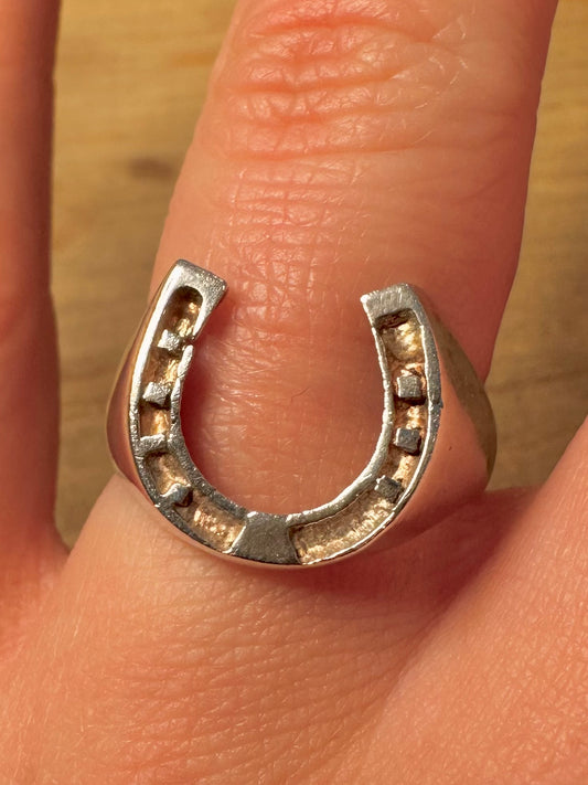 Vintage Horseshoe 925 Silver Size S Ring