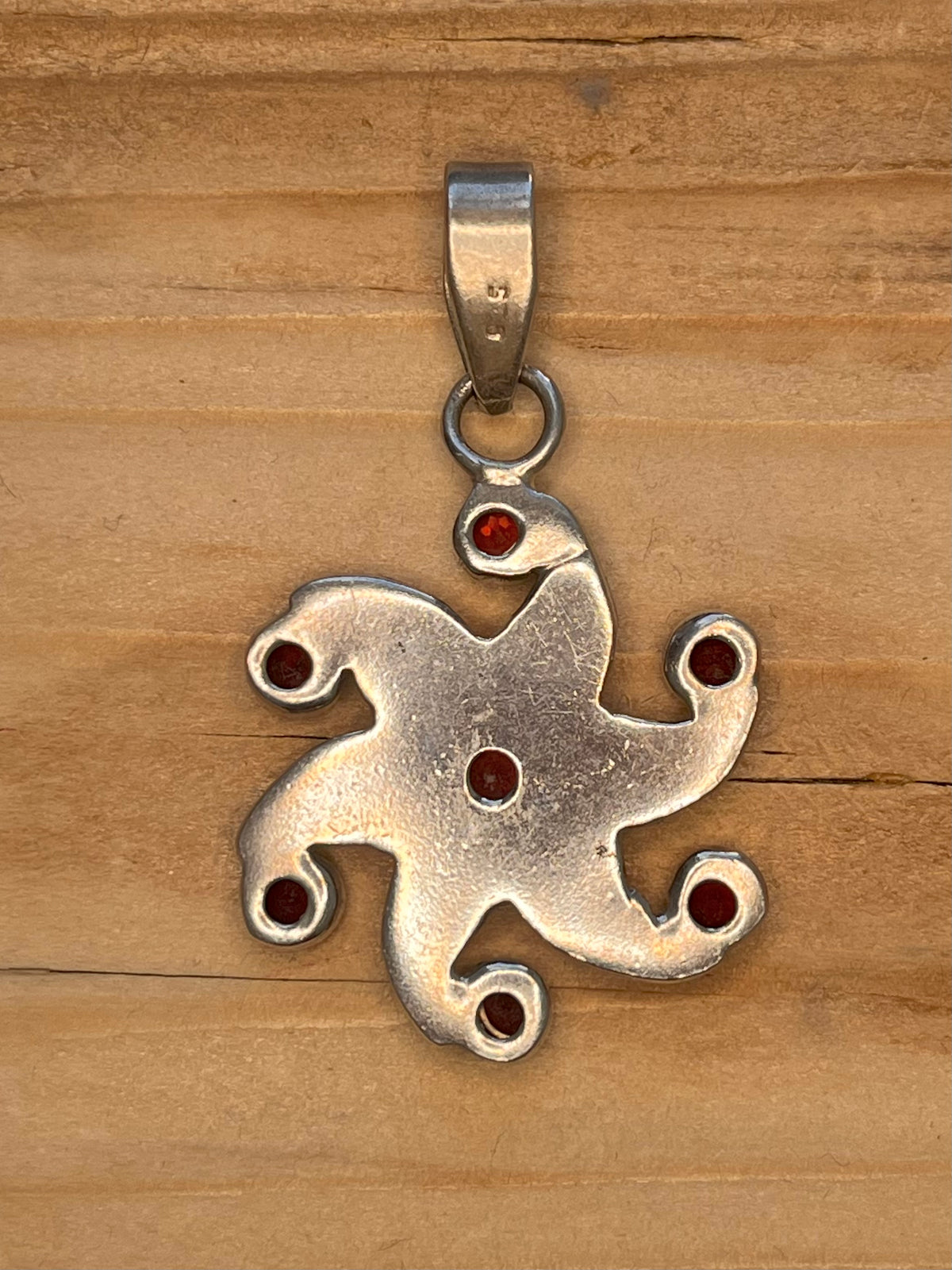 Garnet Stones Flower 925 Sterling Silver Pendant