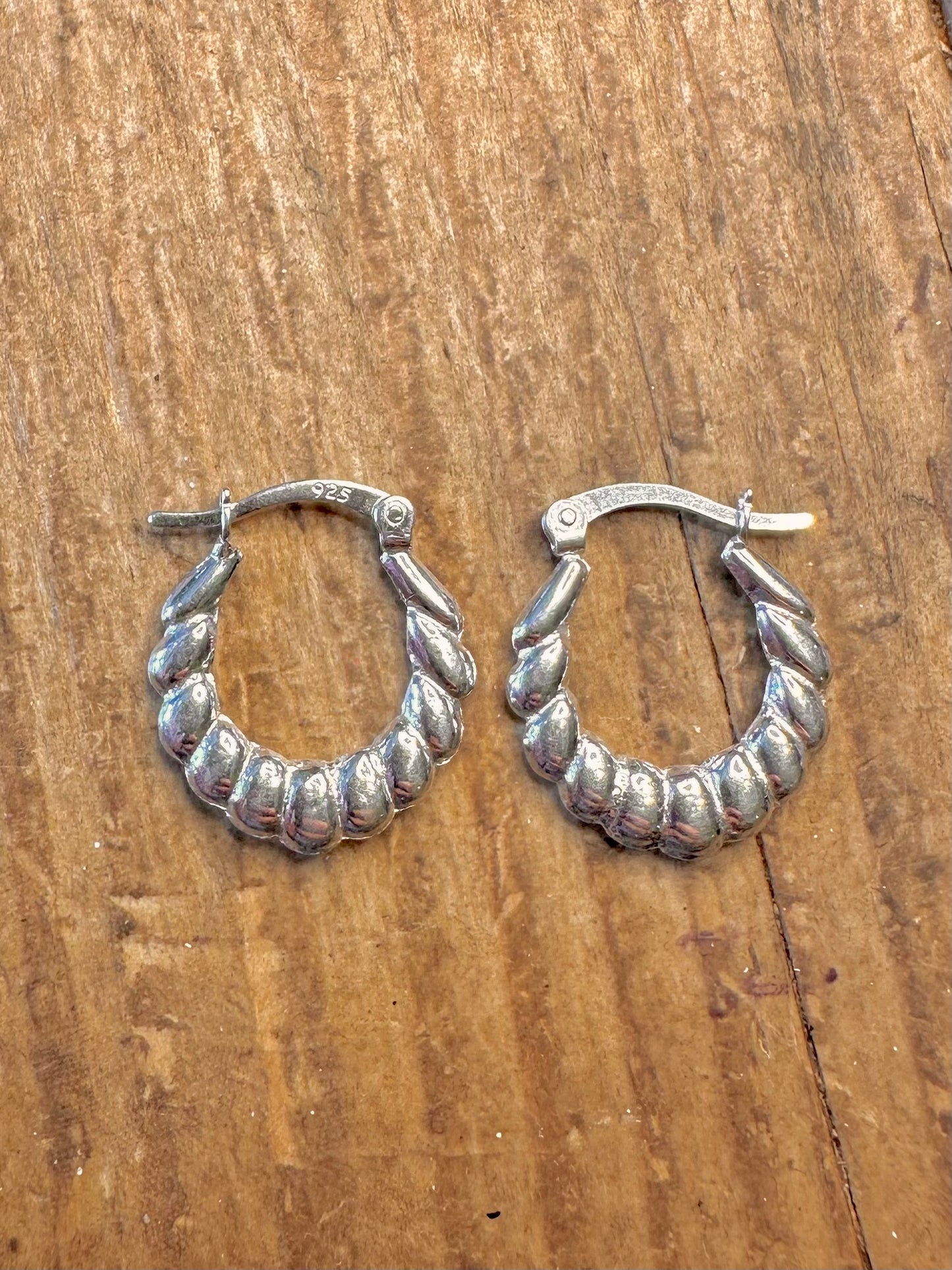 Scolloped Hoops 925 Sterling Silver Earrings