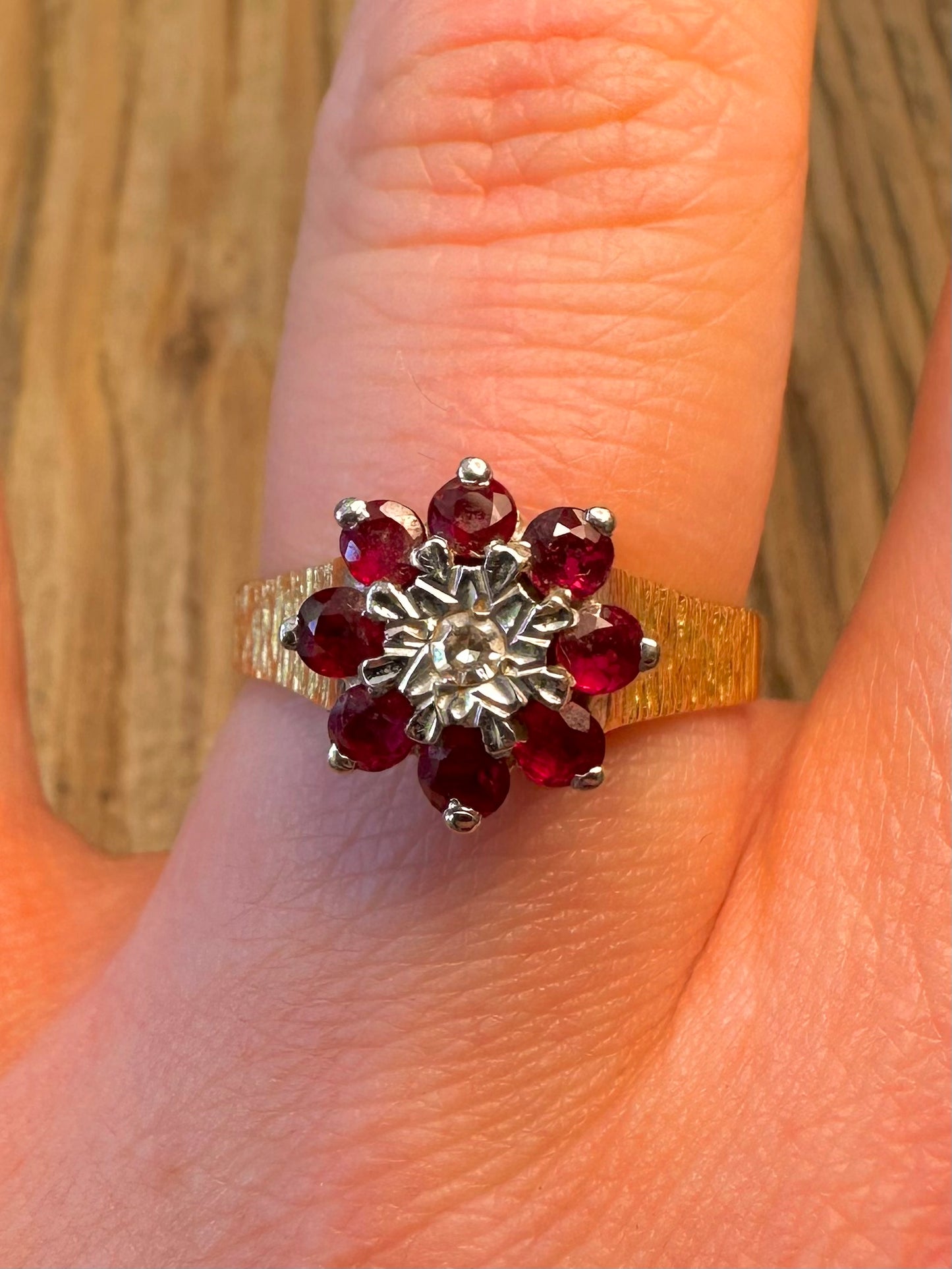 18ct Gold 1975 Ruby’s and Diamond Cluster Bark Effect Size P1/2 Ring