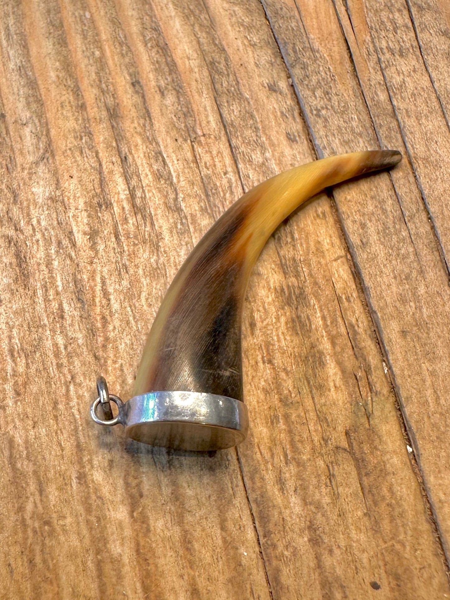 Hornförmiger 925er Sterlingsilber-Anhänger