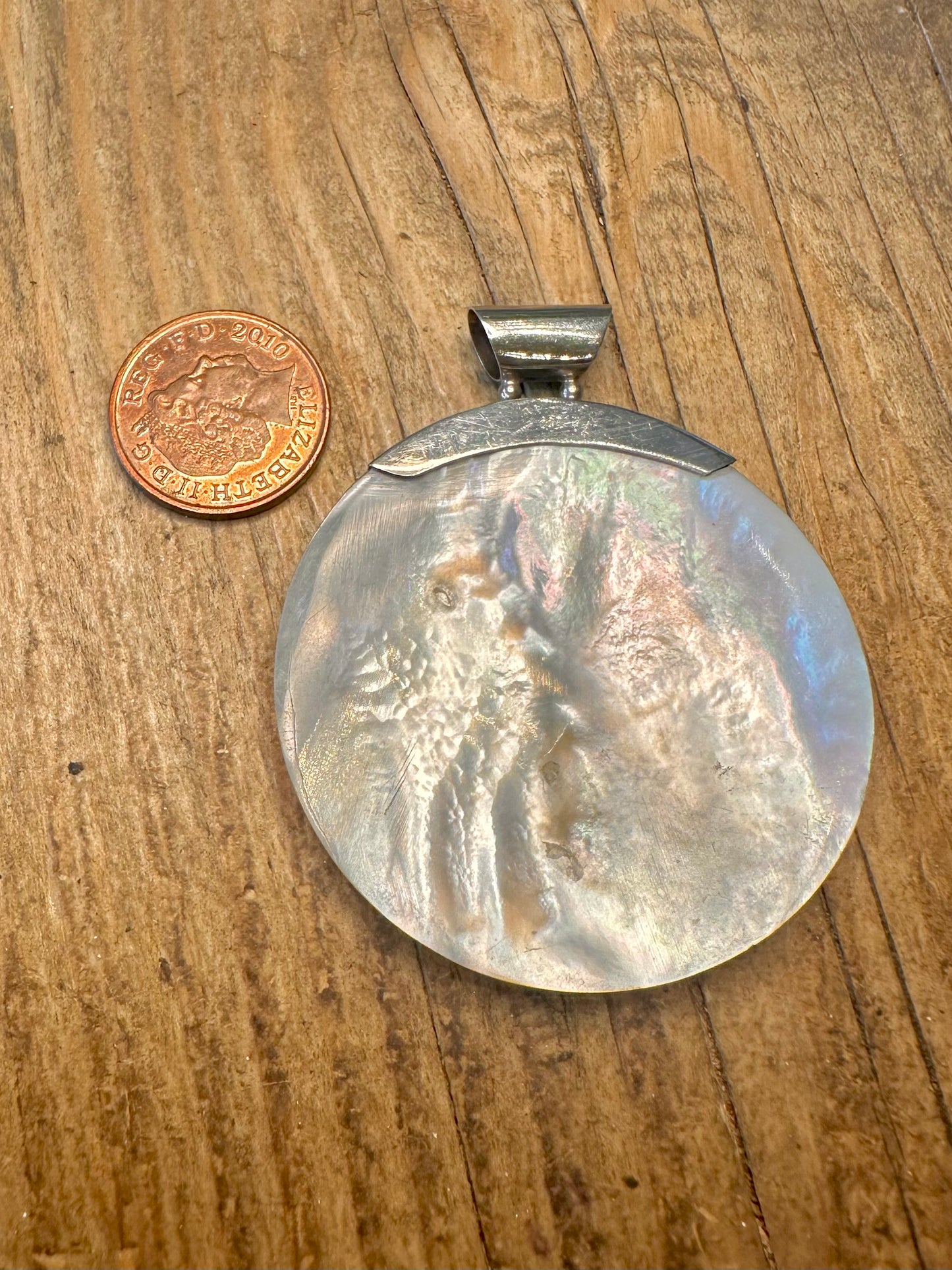 Iridescent Circle Shell 925 Sterling Silver Pendant