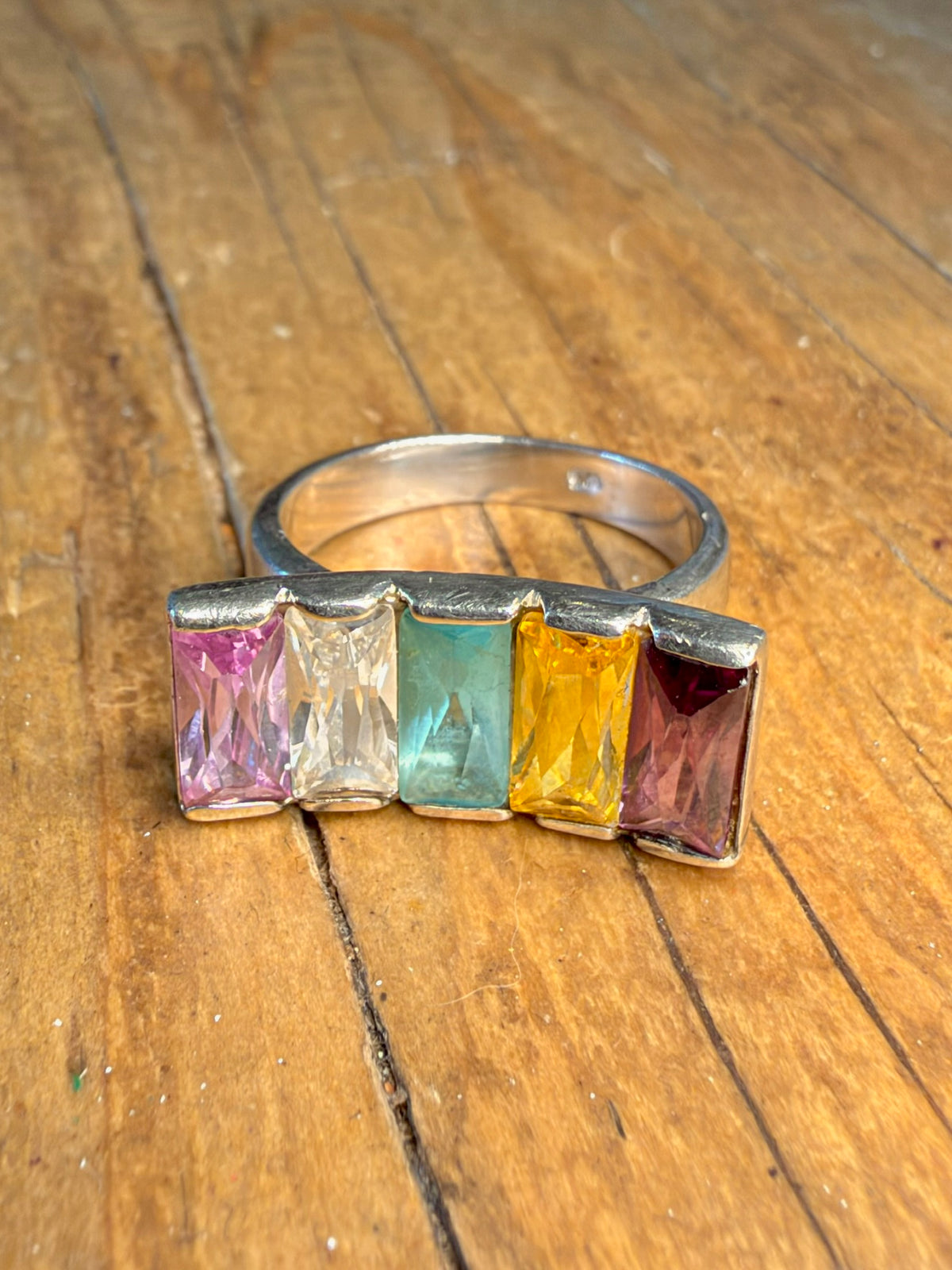 Multi Coloured Covered Stones 925 Sterling Silver Size O Ring