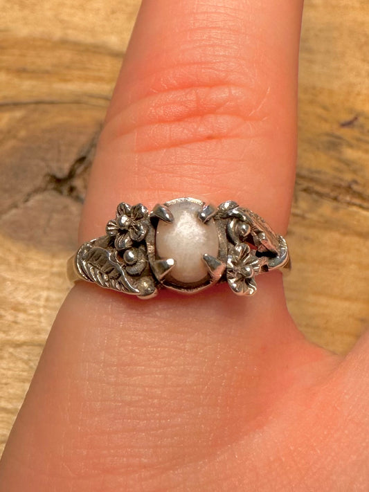 Vintage Pink Mother of Pearl Floral 925 Silver Size N Ring