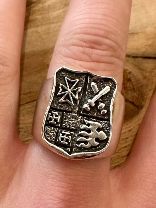 Vintage Signet Crest Heavy 925 Silver Size T Ring