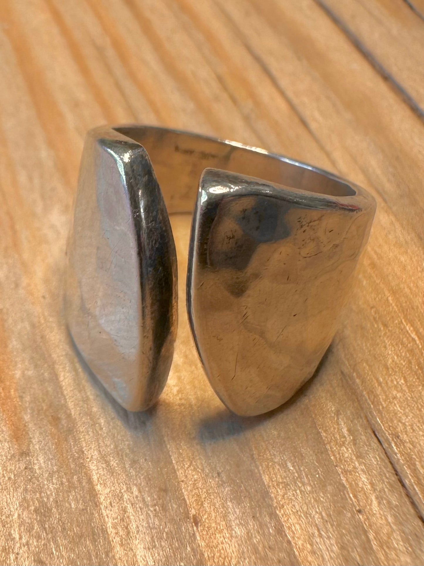 Abstract Gap Hammered 925 Silver Size M Ring