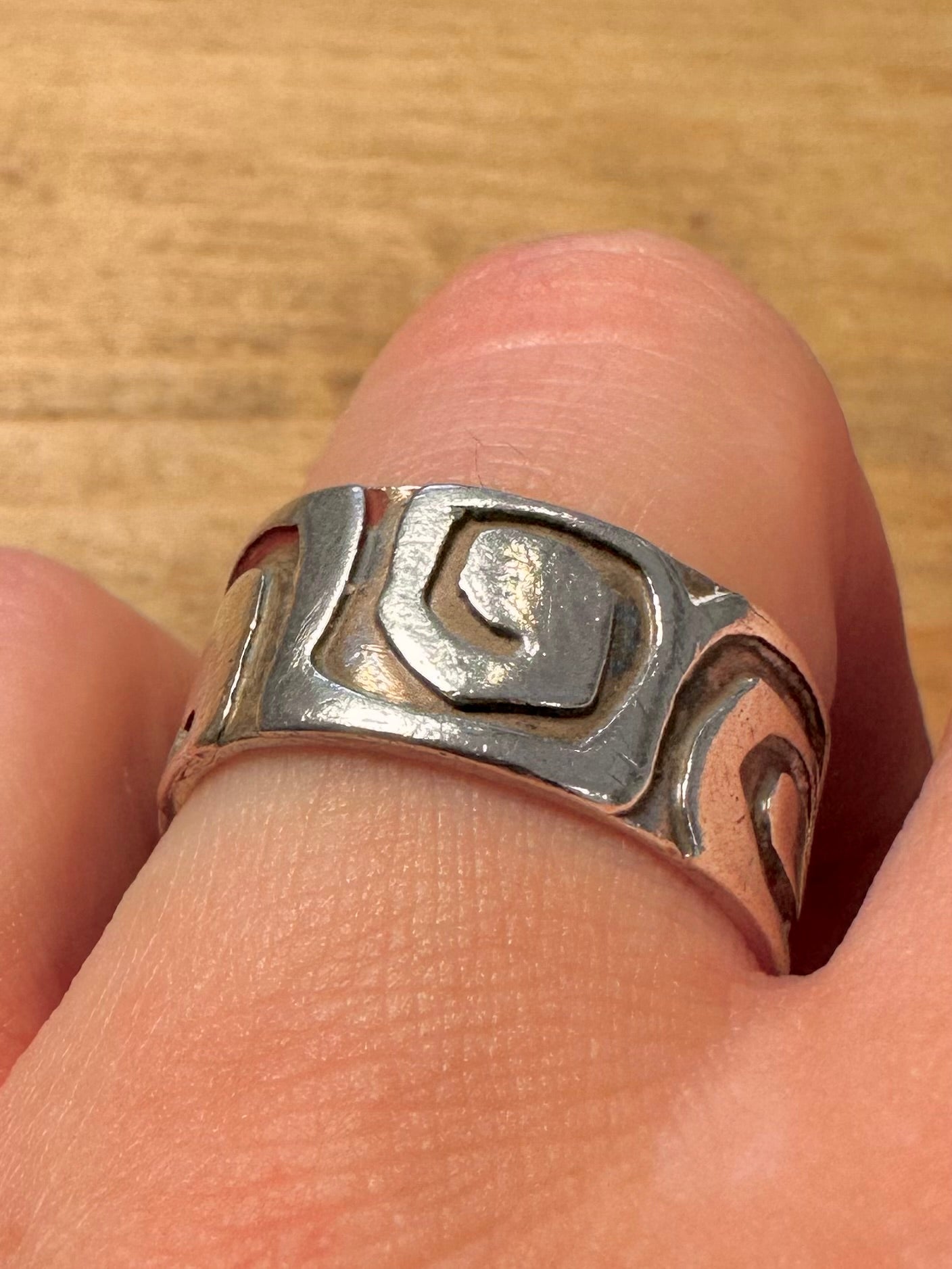 Vintage 1975 Swirl Band 925 Silver Size S Ring