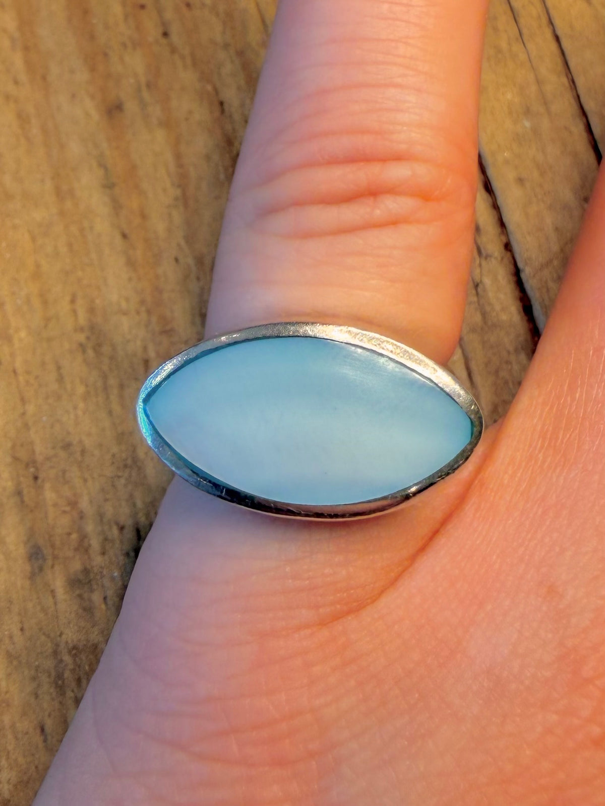 Modernist Blue Mother of Pearl 925 Sterling Silver Size N Ring