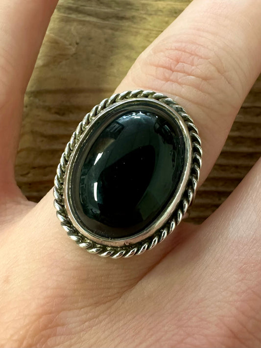 Vintage Ornate Black Oval 925 Silver Size O1/2 Ring