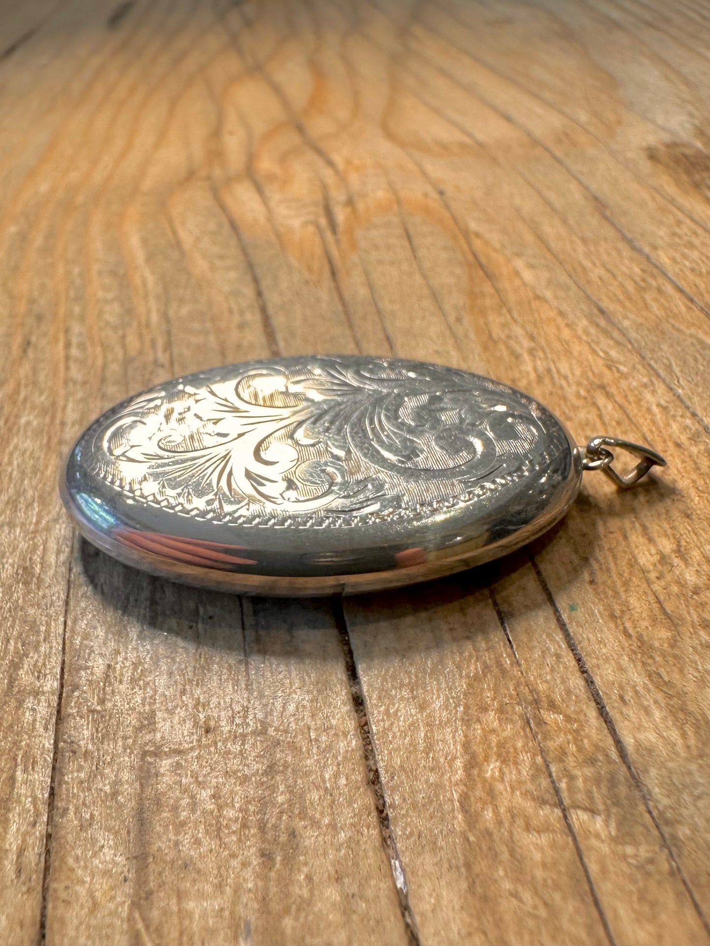 Vintage Engraved Oval Large Locket 925 Sterling Silver Pendant