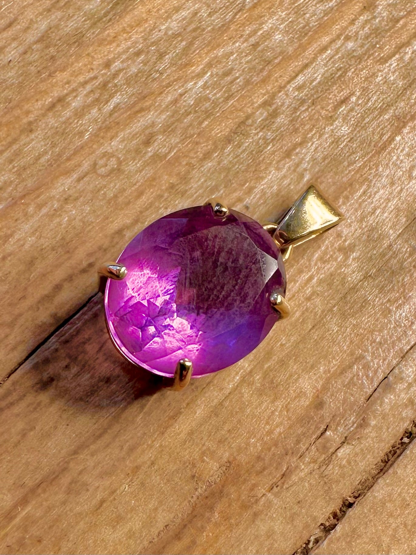 Vintage 9ct Gold Amethyst Pendant