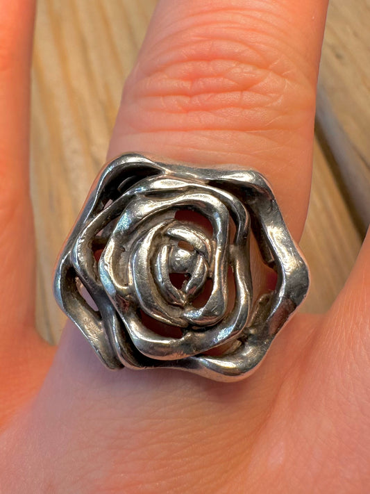Vintage Abstract Rose 925 Silver Size O Ring