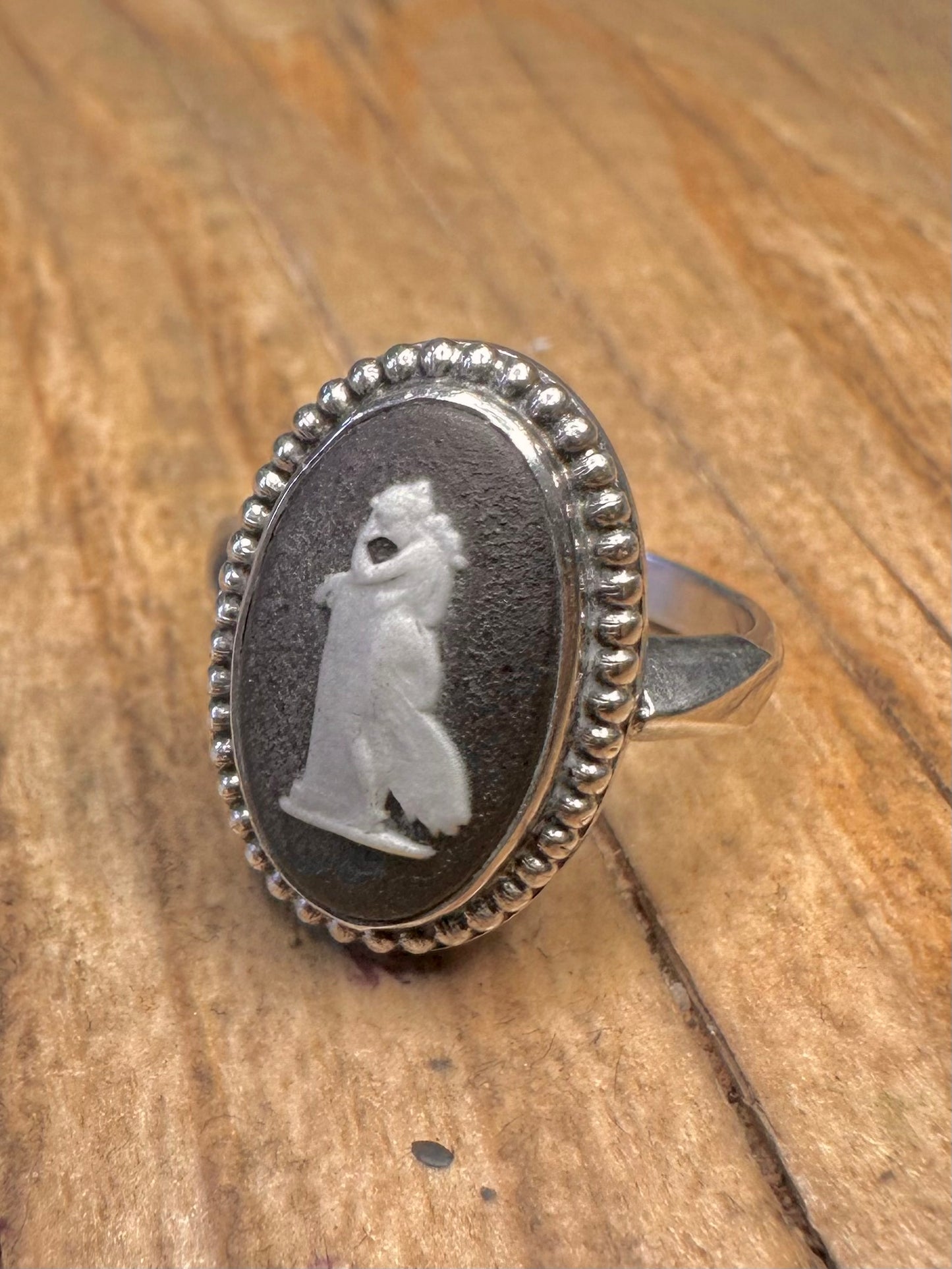 Vintage 1975 Black Cameo Wedgwood Made in England 925 Sterling Silver Hallmarked Size L1/2 Ring