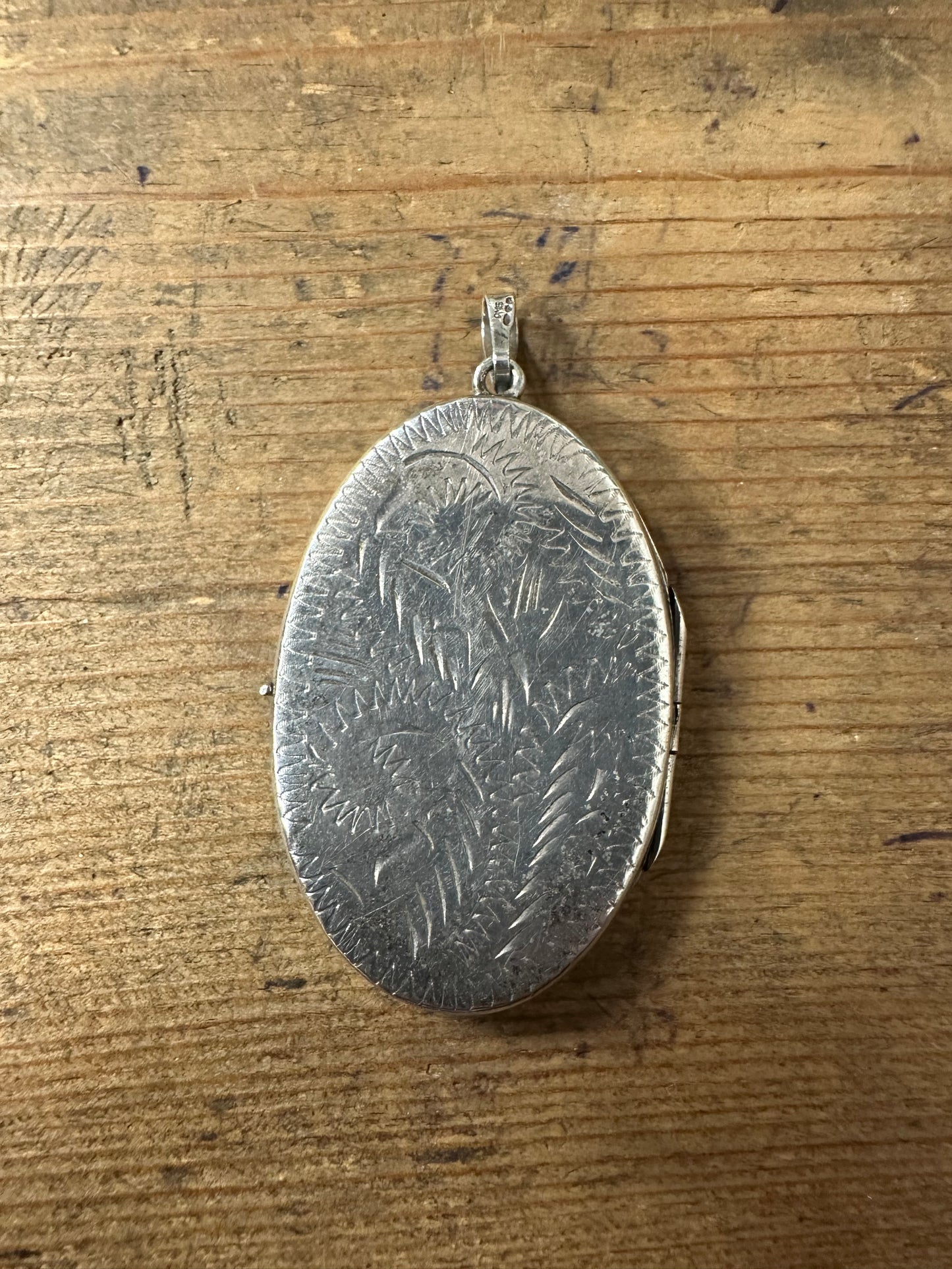 Vintage Large Oval Engraved 925 Silver Locket Pendant