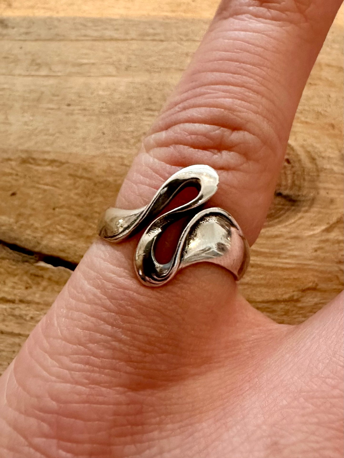 Vintage Wavy 925 Silver Size K Ring