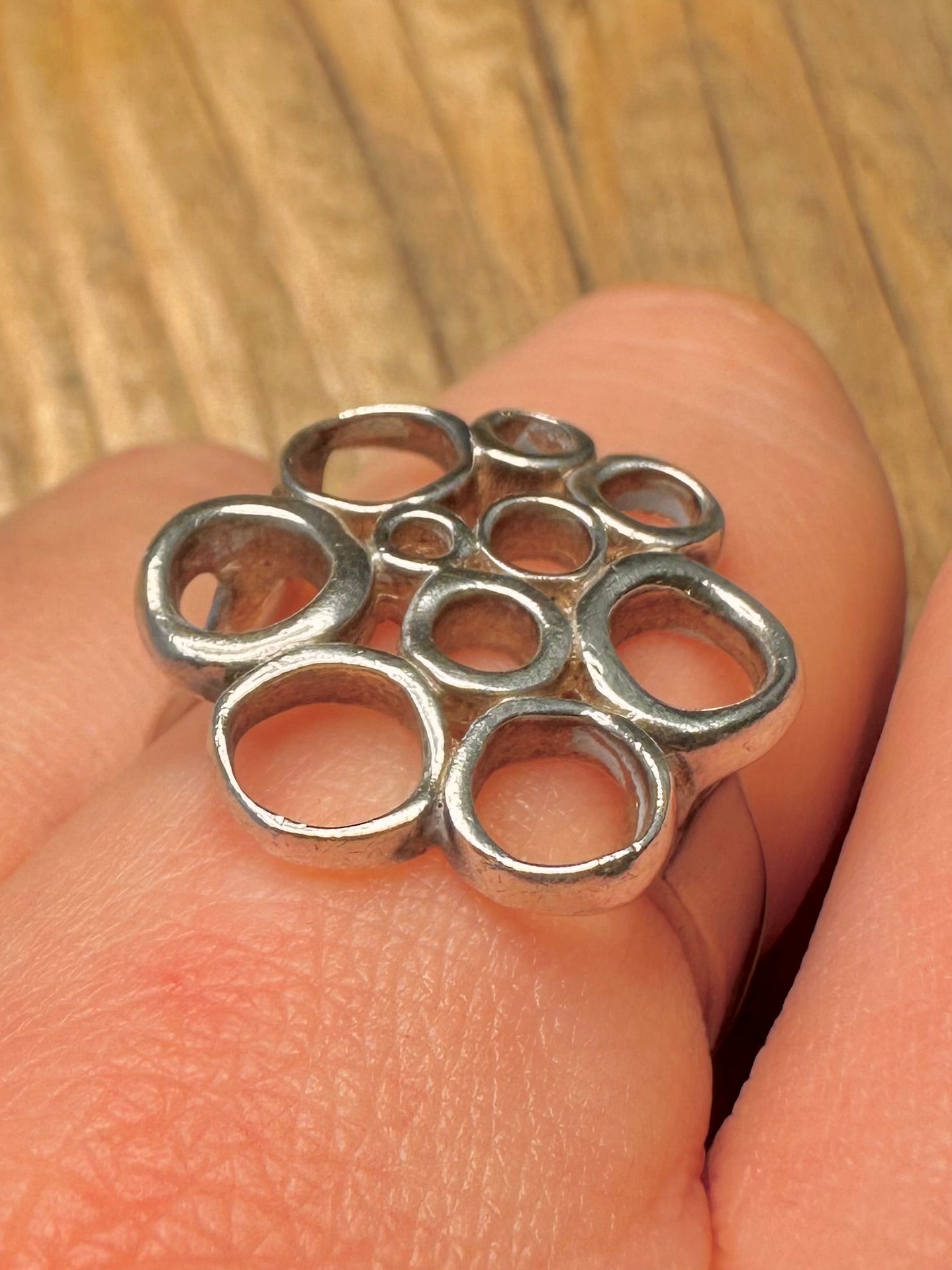 Modernistischer Kreis-Cluster-Design 925 Sterlingsilber Ring Größe S