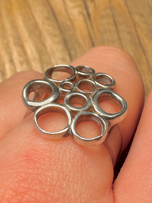 Modernist Circle Cluster Design 925 Sterling Silver Size S Ring