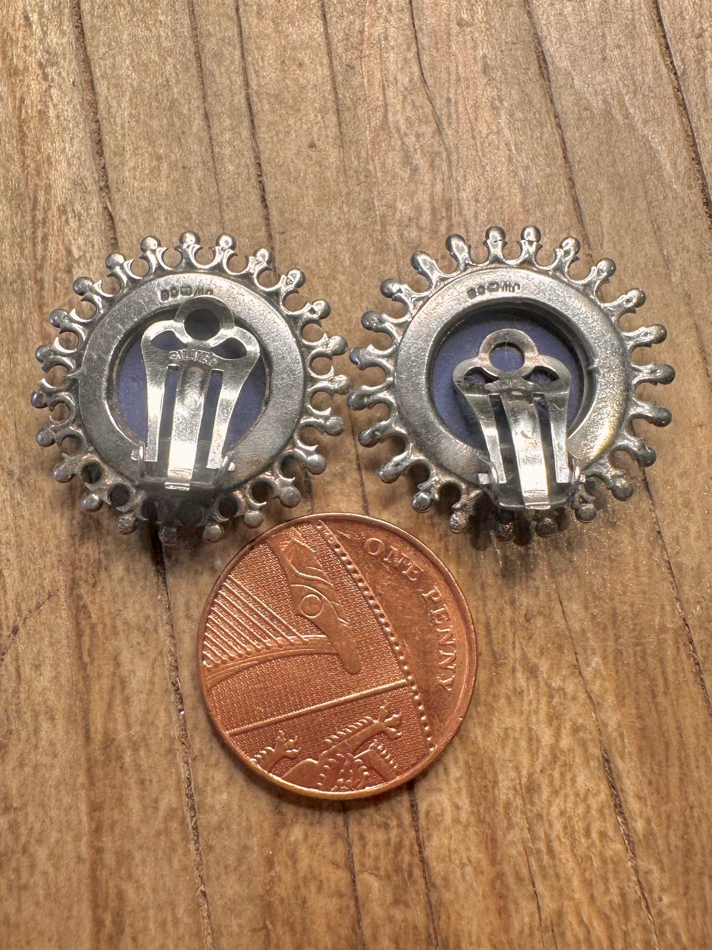 Vintage 1978 Blue Wedgwood Cameo Clip On 925 Sterling Silver Earrings