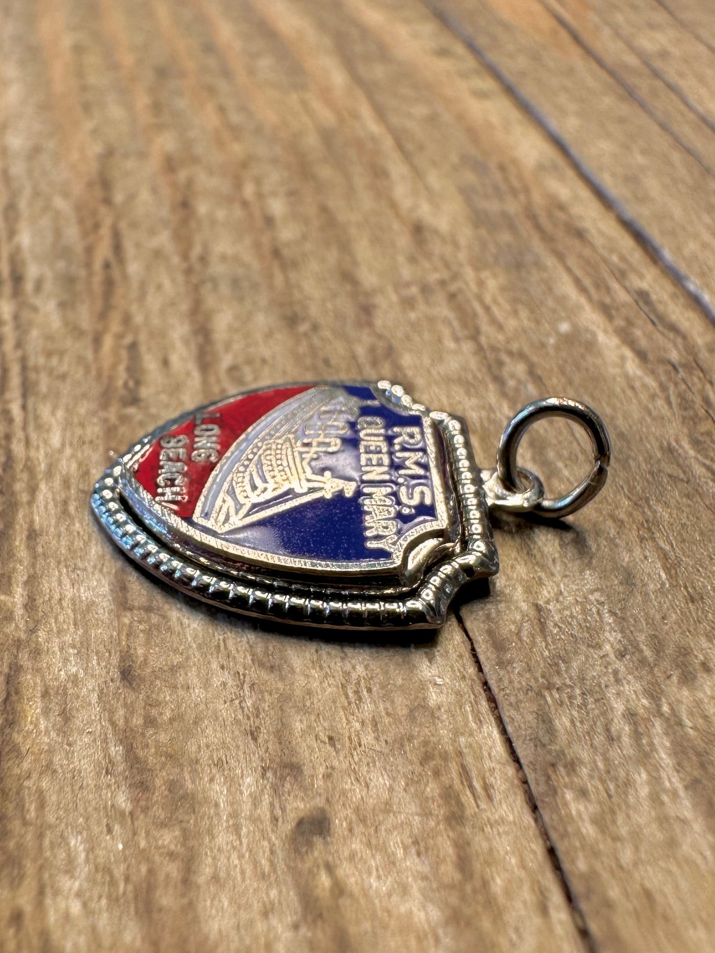 Queen Mary Long Beech Shield 925 Sterling Silver Charm Pendant