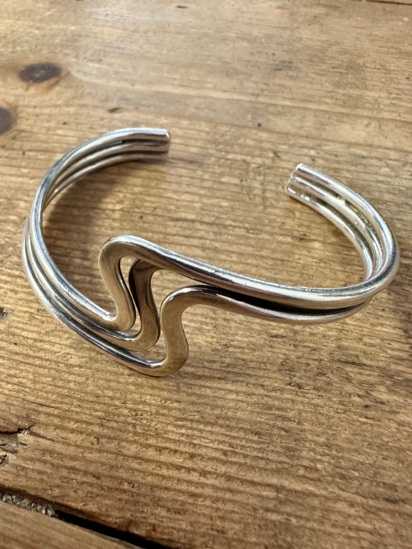 Abstract Modernist Wavy Cuff 925 Silver Bangle