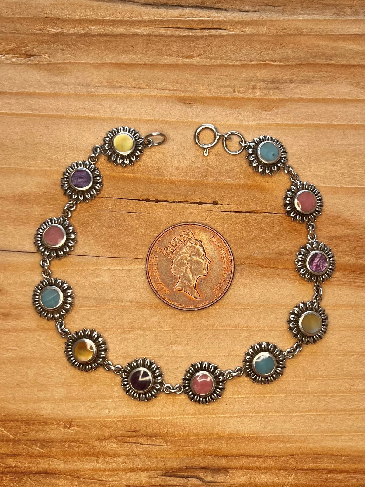Multi Coloured Mother of Pearl Flower 925 Sterling Silver 7.5 Inch Bracelet