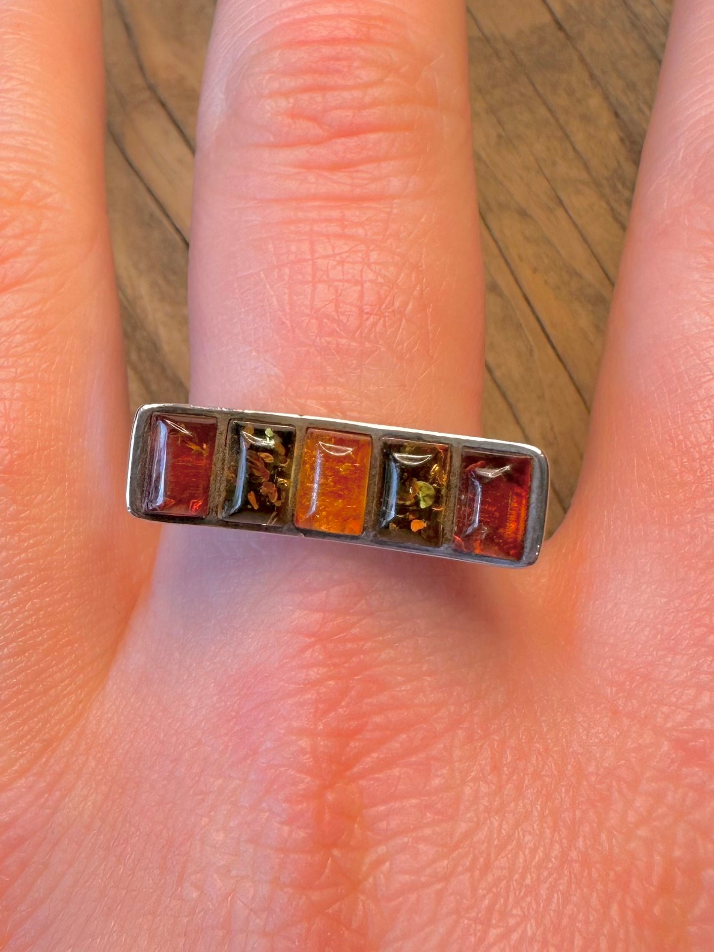 Gebogener bernsteinfarbener rechteckiger 925er Sterlingsilber Ring Größe X