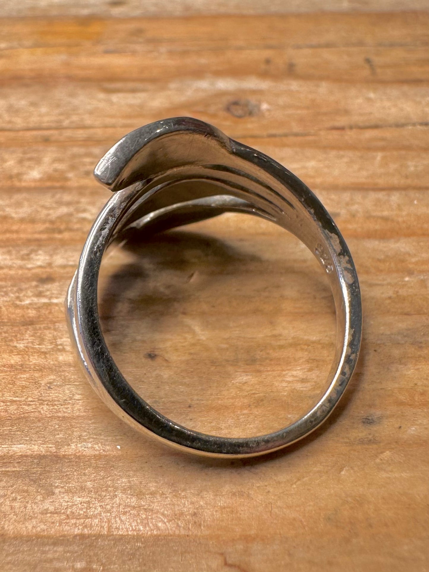 Moderner simulierter blauer Feueropal 925 Sterling Silber Ring Größe O1/2