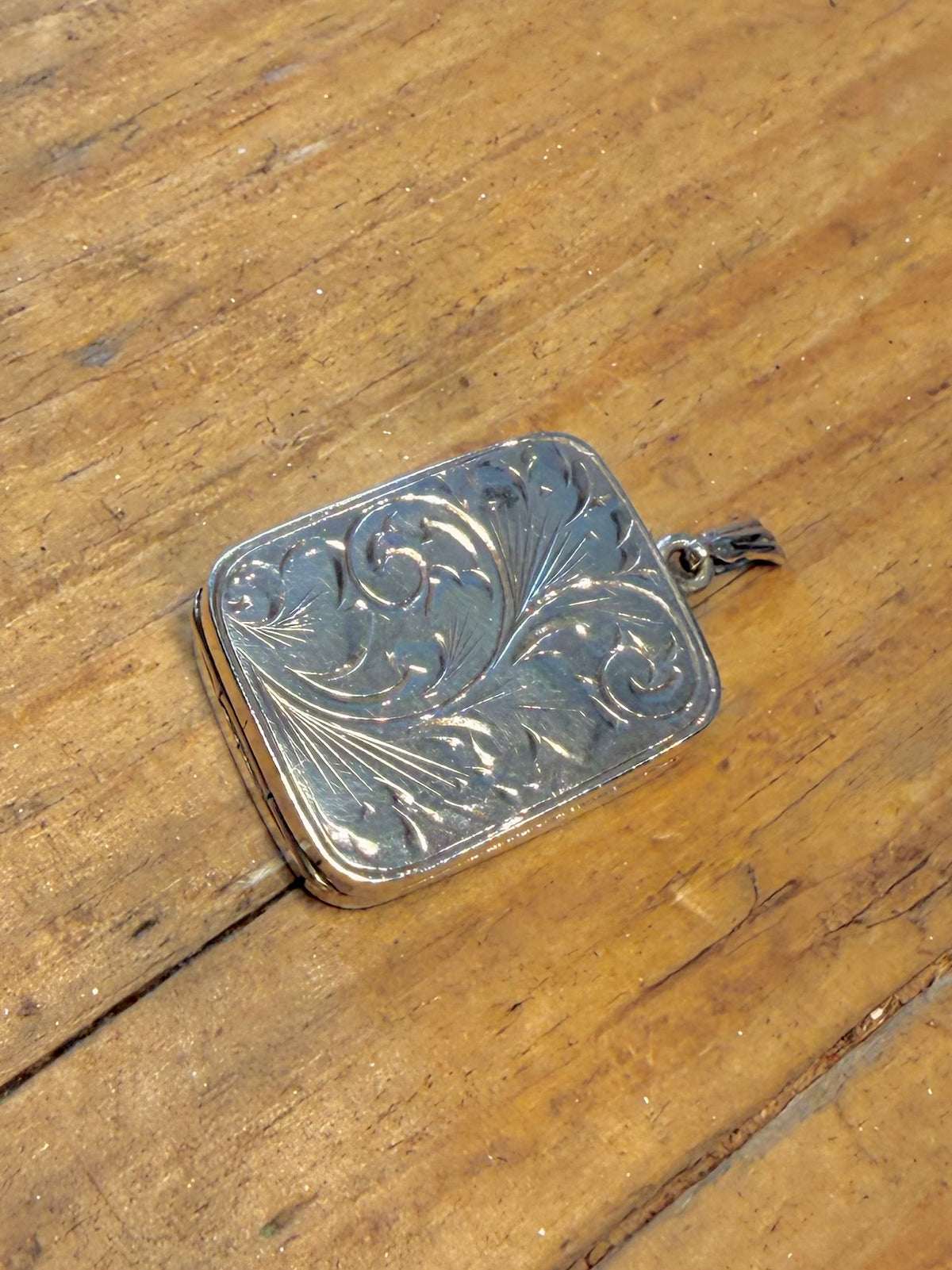 Stunning Rectangle Engraved 1979 Locket Maker OJ Birmingham 925 Sterling Silver Pendant