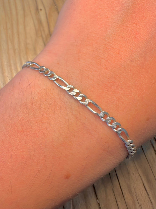 Vintage Figaro Chain Italy 925 Sterling Silver 7.5 inch Bracelet