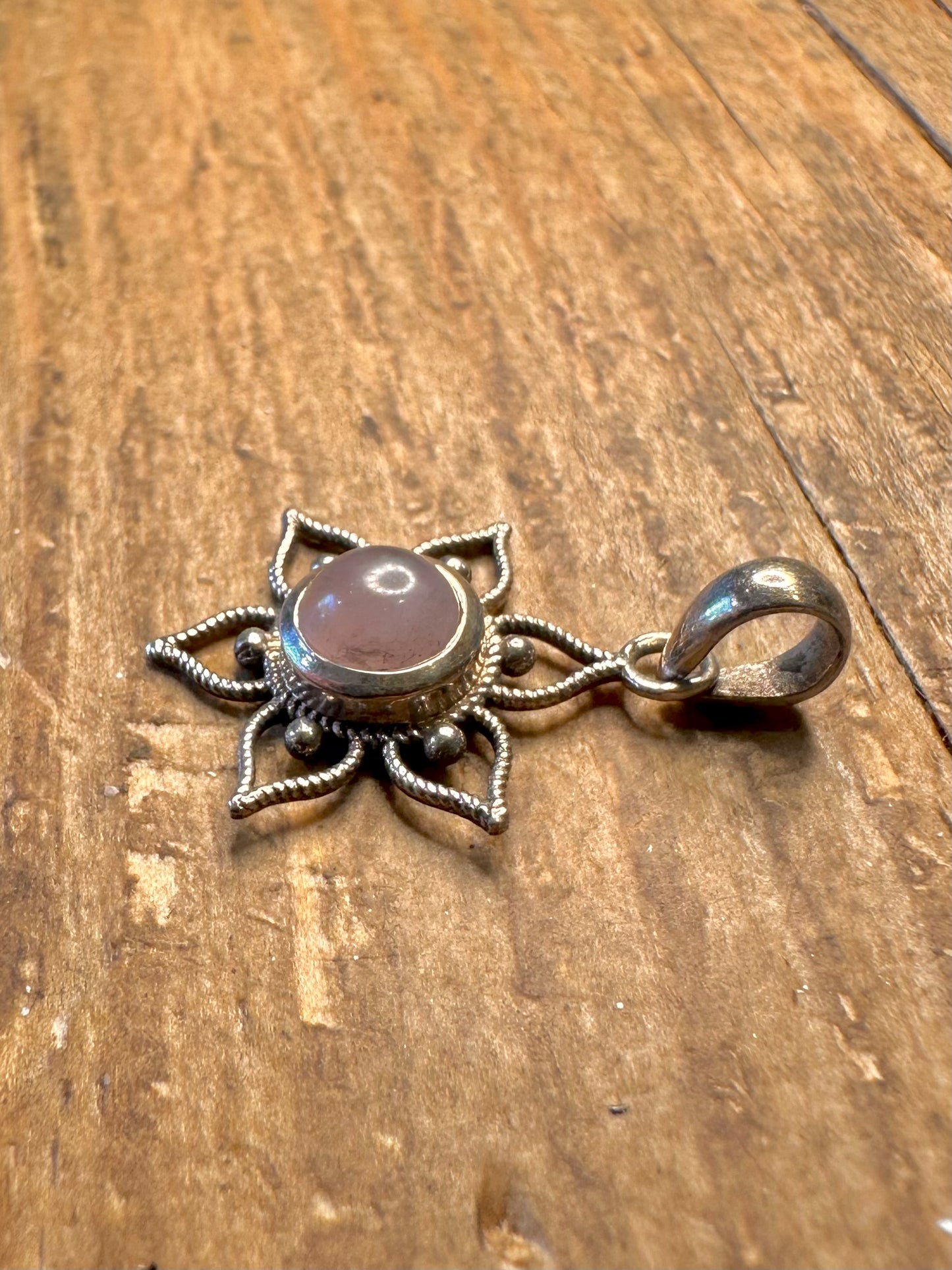 Rose Quarts Floral 925 Sterling Silver Pendant
