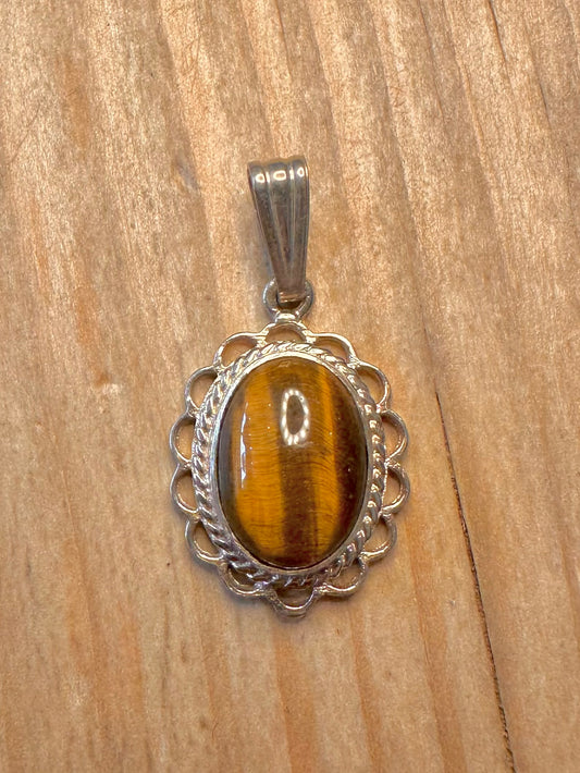 Vintage Tigers Eye Ornate 925 Sterling Silver Pendant