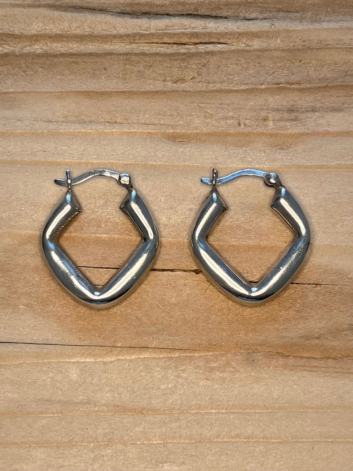 Diamond Shaped 925 Sterling Silver Hoop Earrings
