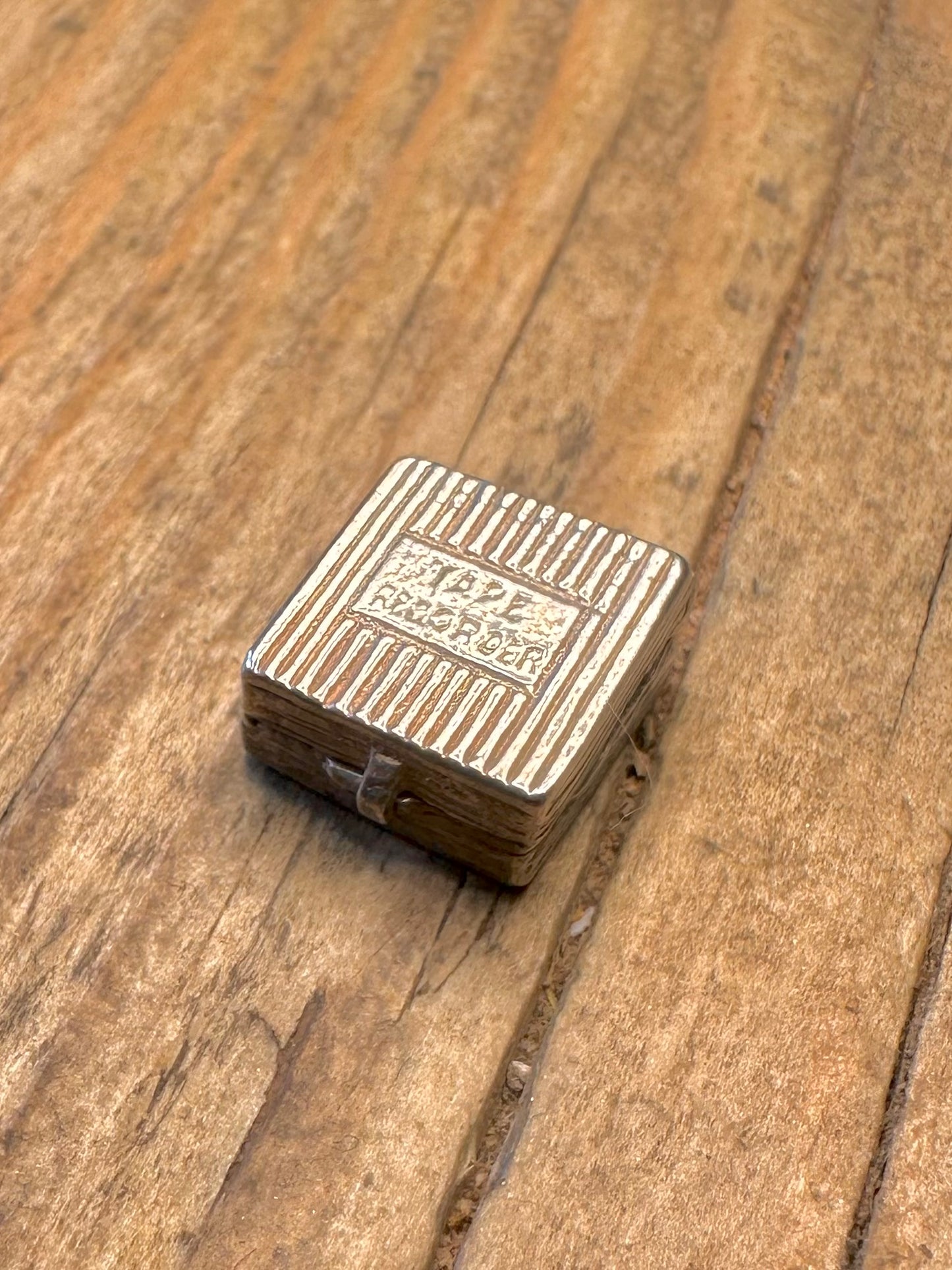 Kassettenrekorder Klappbar Öffnet 925 Sterling Silber Anhänger